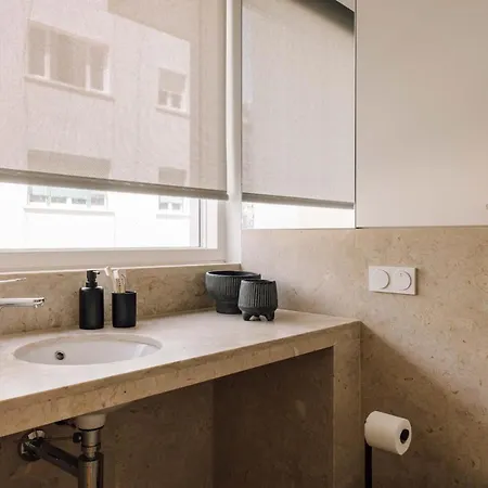 Lomami - 3 Bedrooms In Avenidas Novas Lisbon